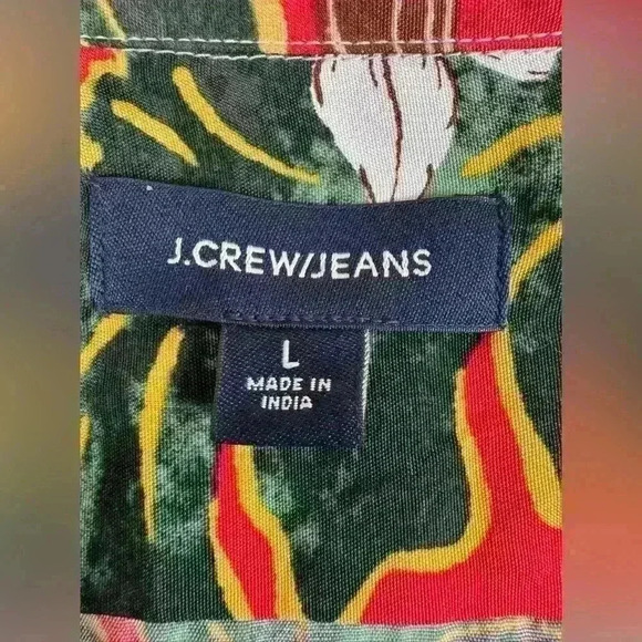 J Crew Camp Collar Hawaiian Aloha Shirt Mens Large Coconut Buttons 100% Viscose - Picture 10 of 10